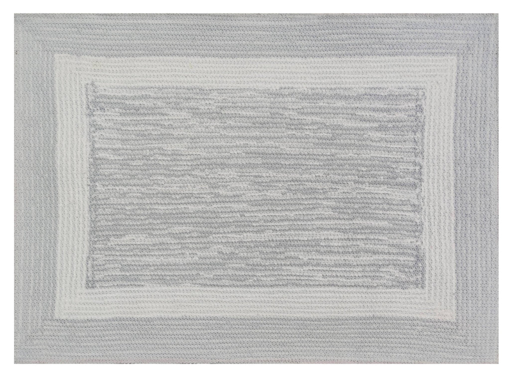 Anti slip backing of microfiber door mat showing strong grip base