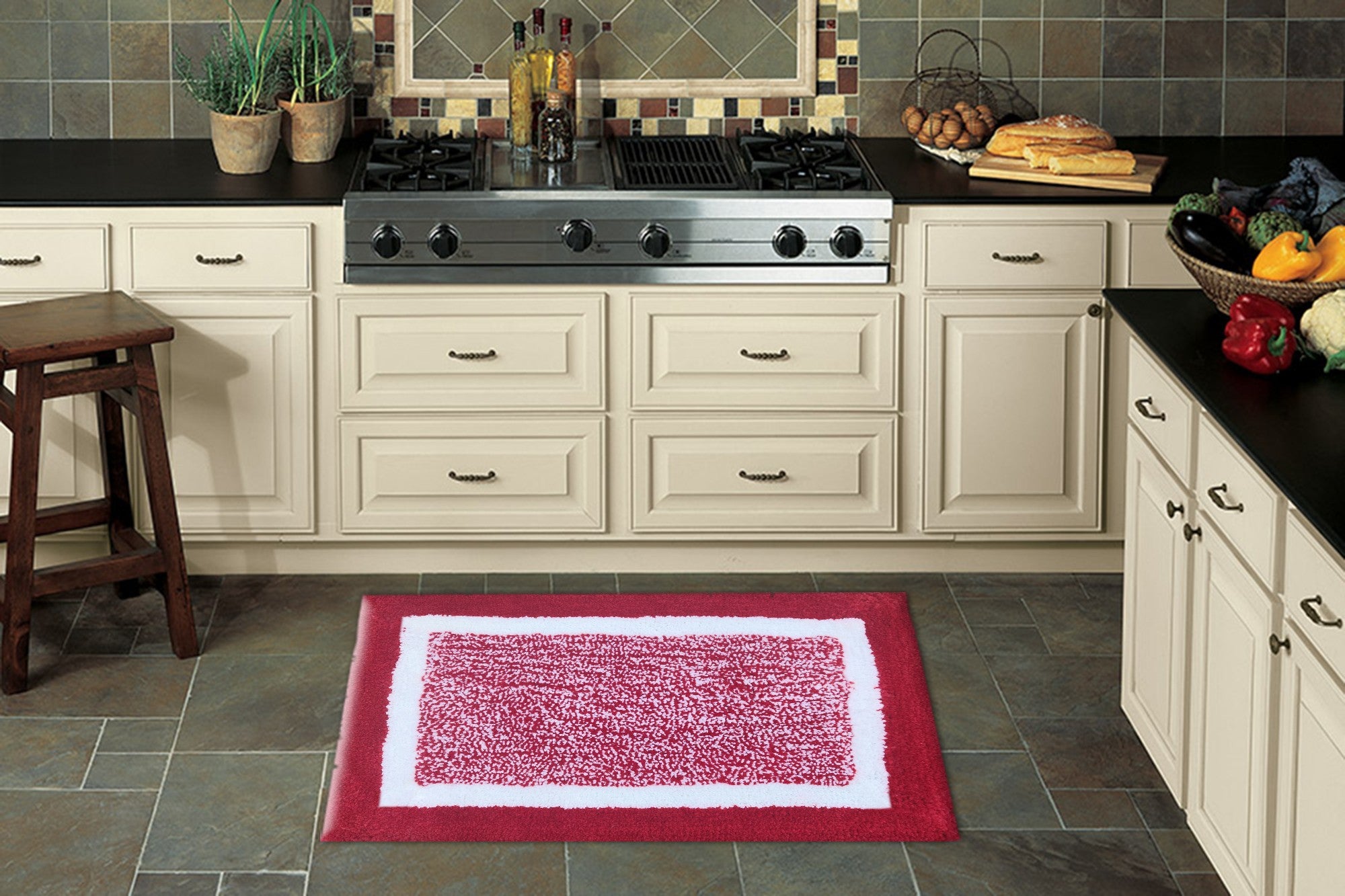 Stylish heavy door mat set used in home bathroom decor