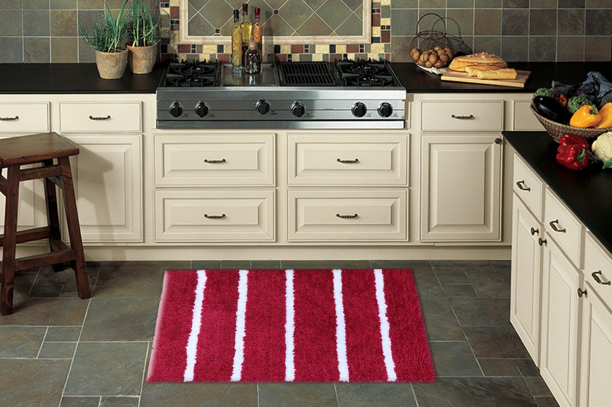 Best rug bathmat placed in modern bathroom setup